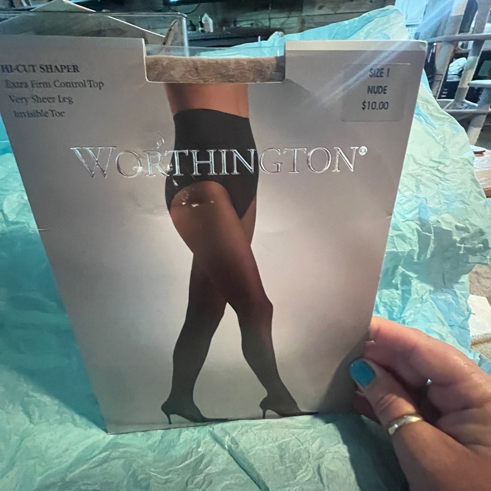 Worthington Hi-Cut Shaper Pantyhose Nude Size 1 Extra Firm Control Top Sheer Leg